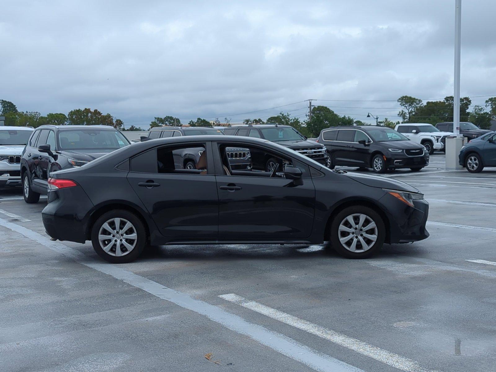 2020 Toyota Corolla Vehicle Photo in Ft. Myers, FL 33907
