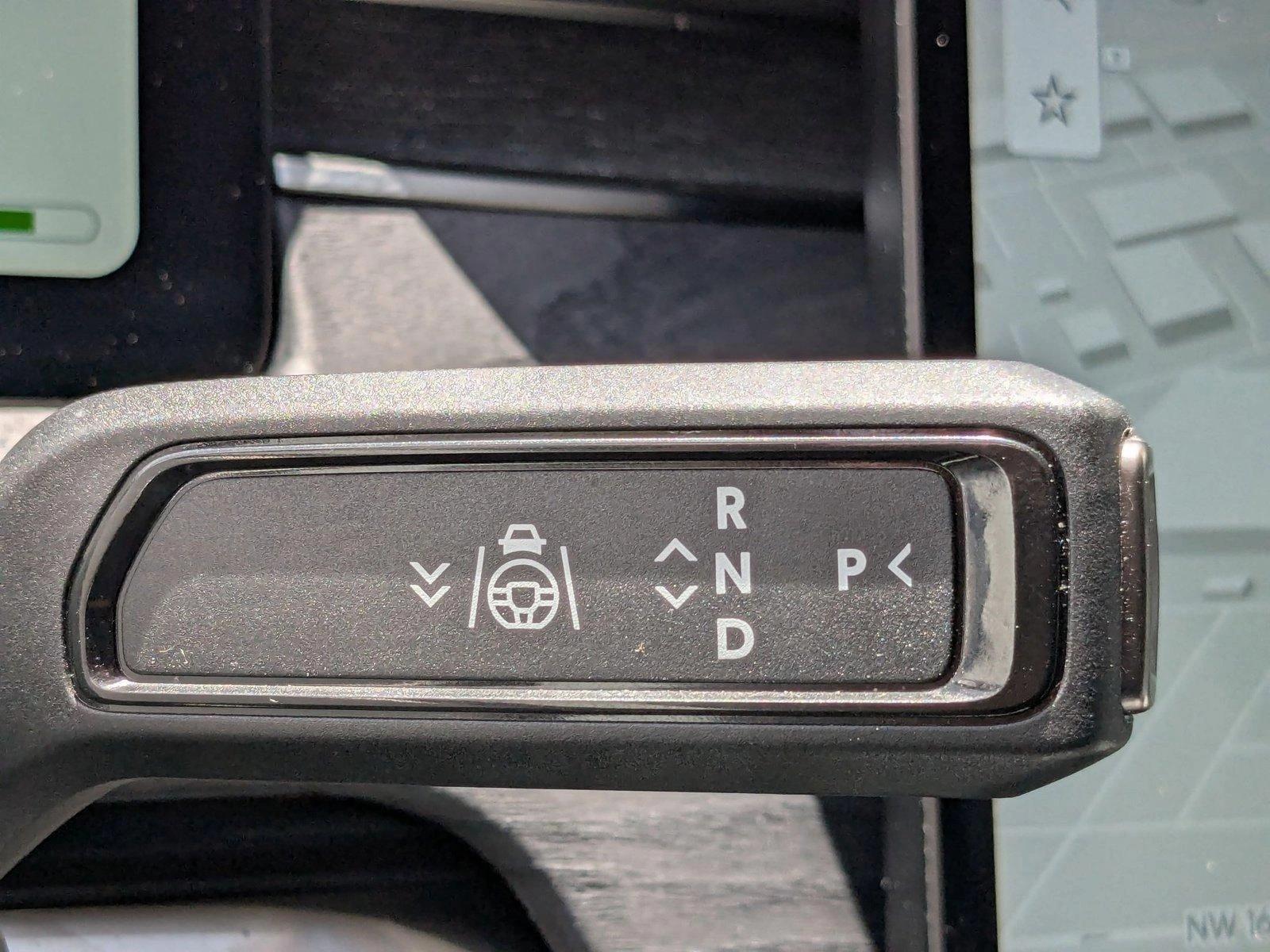 2023 Rivian R1S Vehicle Photo in Miami, FL 33169