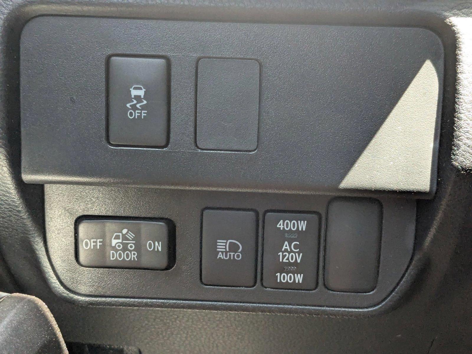 2023 Toyota Tacoma 4WD Vehicle Photo in St. Petersburg, FL 33713