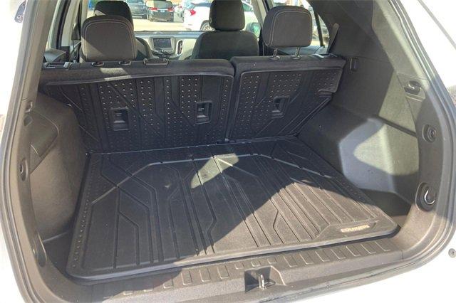 2022 Chevrolet Equinox Vehicle Photo in TOPEKA, KS 66609-0000