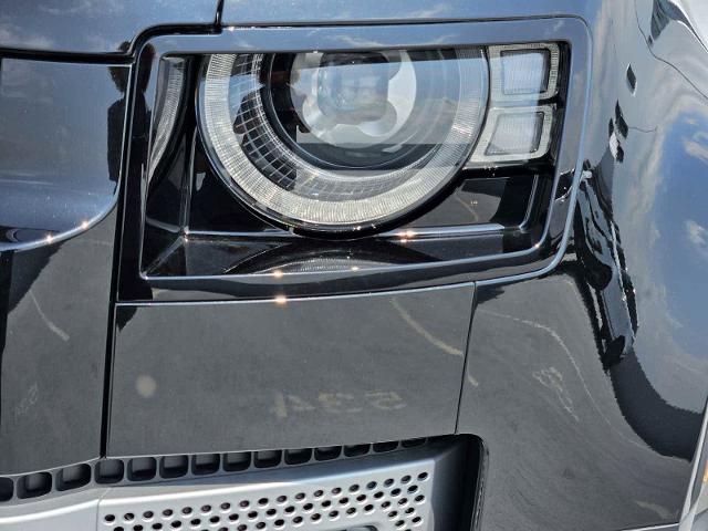 2025 Defender Vehicle Photo in AUSTIN, TX 78717