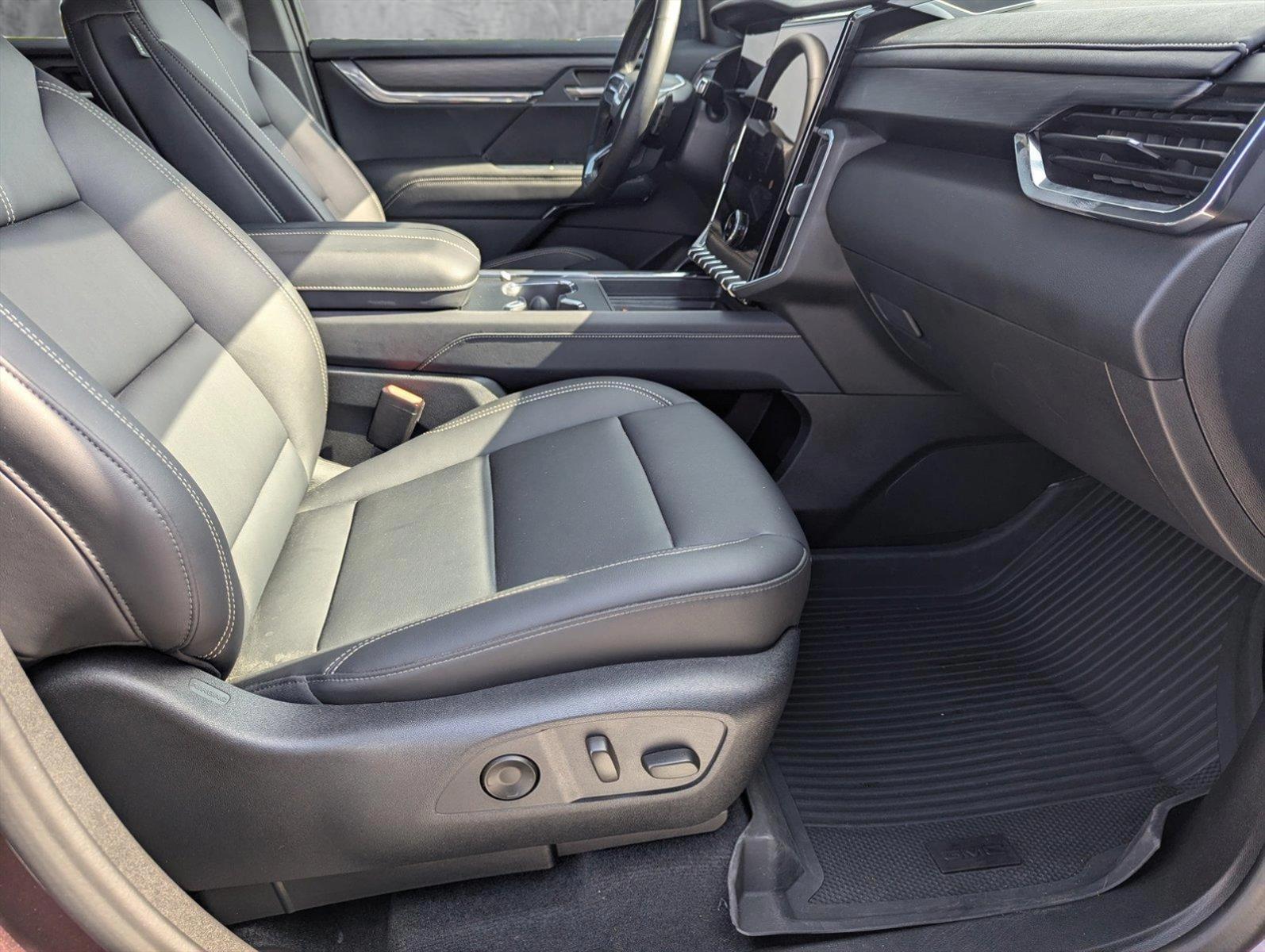 2024 GMC Acadia Vehicle Photo in Ft. Myers, FL 33907