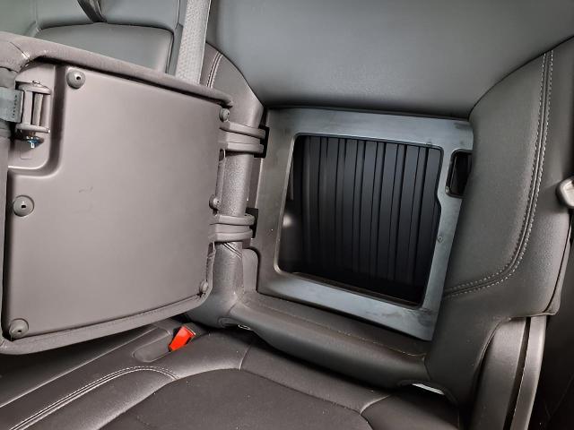 2021 Chevrolet Silverado 1500 Vehicle Photo in Oshkosh, WI 54904