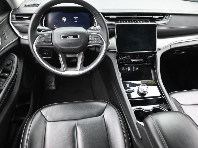 2023 Jeep Grand Cherokee Vehicle Photo in Cedar Rapids, IA 52402