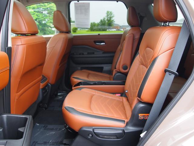 2023 Nissan Pathfinder Vehicle Photo in MADISON, IN 47250-1611