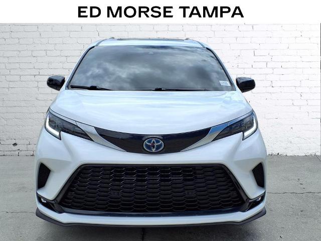 2024 Toyota Sienna Vehicle Photo in Tampa, FL 33612