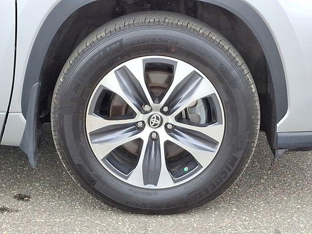 2024 Toyota Highlander Vehicle Photo in DANBURY, CT 06810-5034