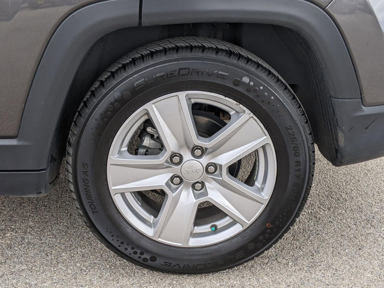 2022 Jeep Compass Vehicle Photo in Seguin, TX 78155