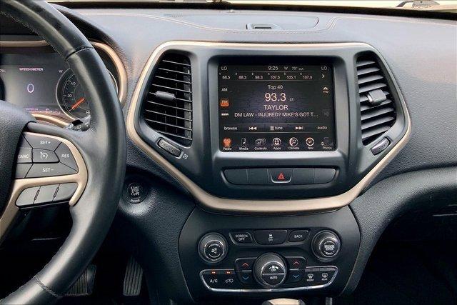 2015 Jeep Cherokee Vehicle Photo in KANSAS CITY, MO 64114-4502