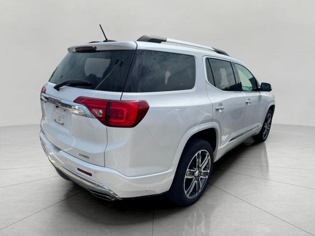 2017 GMC Acadia Vehicle Photo in Appleton, WI 54913