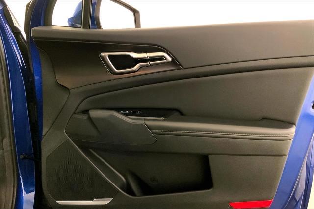 2024 Kia Sportage Vehicle Photo in Lees Summit, MO 64086