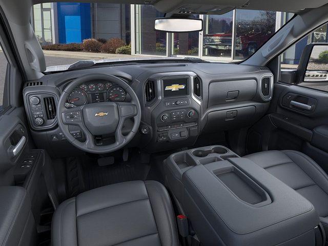 2025 Chevrolet Silverado 3500 HD Chassis Cab Vehicle Photo in DANBURY, CT 06810-5034