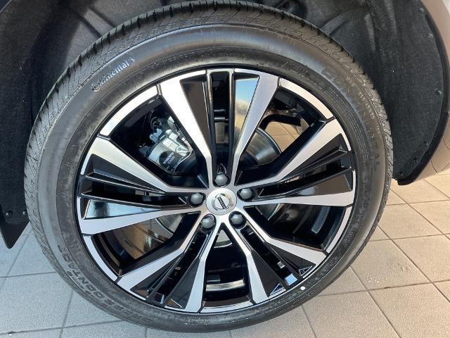 2025 Volvo XC60 Vehicle Photo in Grapevine, TX 76051
