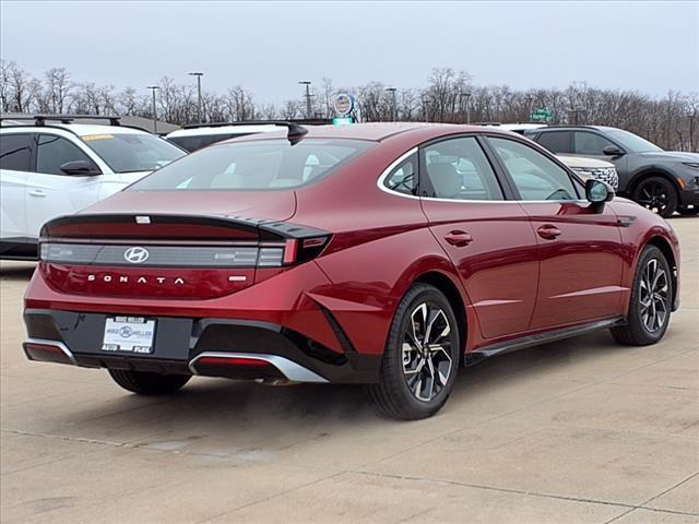 2025 Hyundai SONATA Vehicle Photo in Peoria, IL 61615