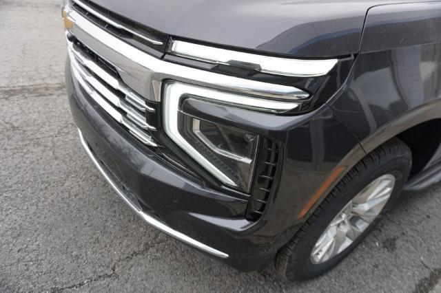 2025 Chevrolet Suburban Vehicle Photo in FAIRMONT, WV 26554-2318