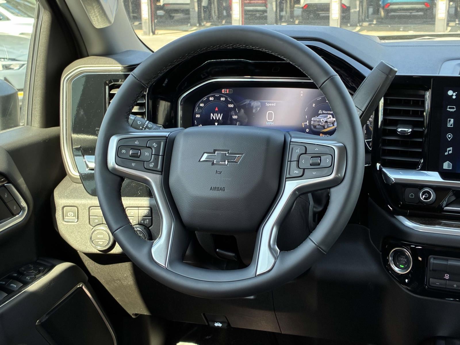 2025 Chevrolet Silverado 2500 HD Vehicle Photo in LOS ANGELES, CA 90007-3794
