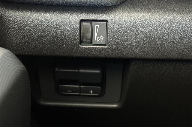2025 GMC Canyon Vehicle Photo in ELK GROVE, CA 95757-8703