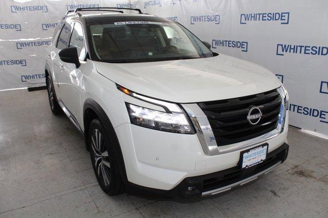 2022 Nissan Pathfinder Vehicle Photo in SAINT CLAIRSVILLE, OH 43950-8512