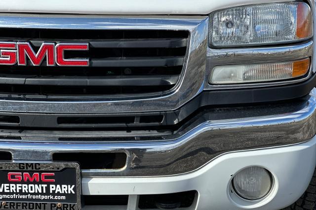 2004 GMC Sierra 2500 HD Vehicle Photo in SPOKANE, WA 99202-2191