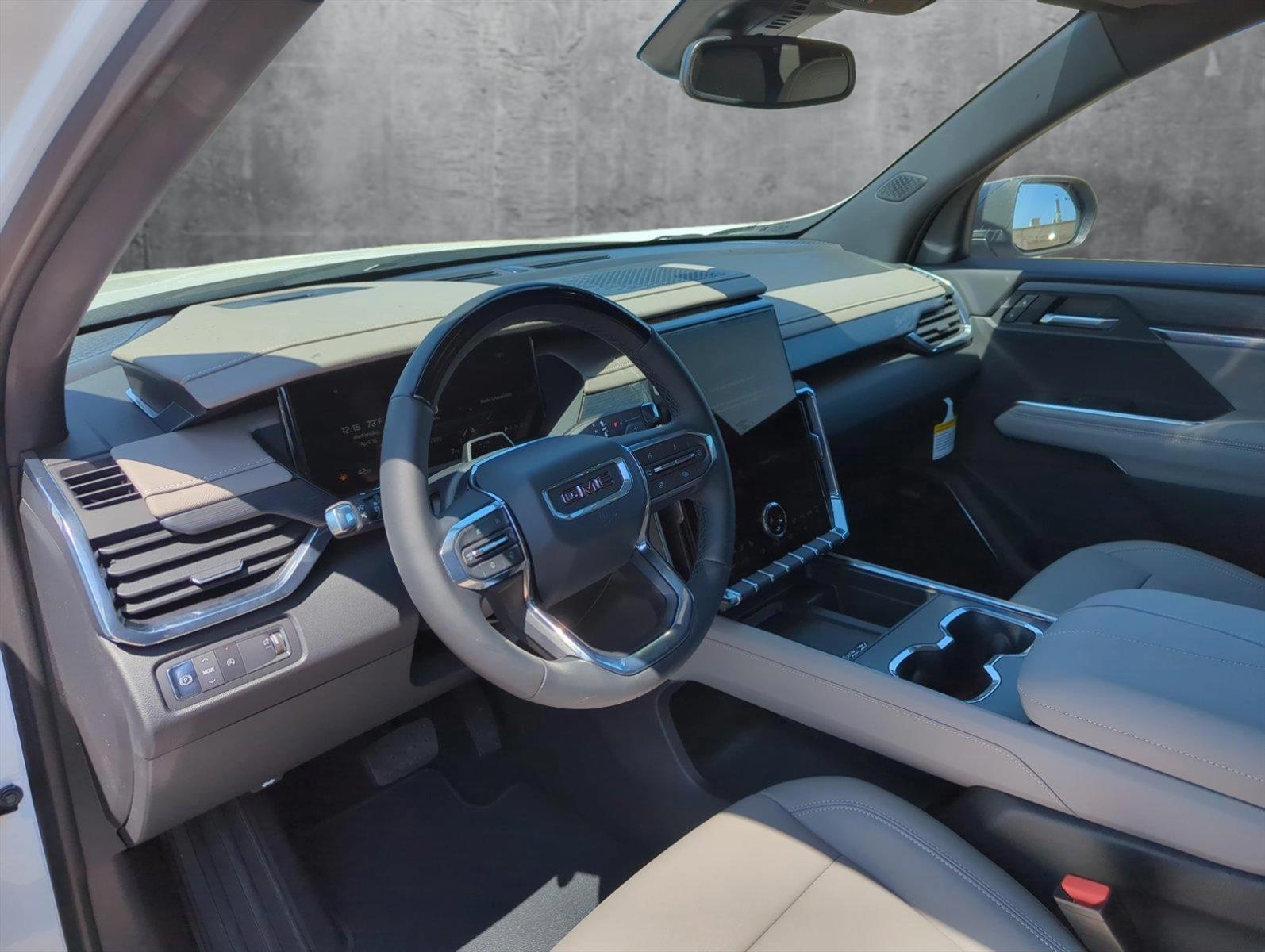 2025 GMC Acadia Vehicle Photo in MEMPHIS, TN 38115-1503