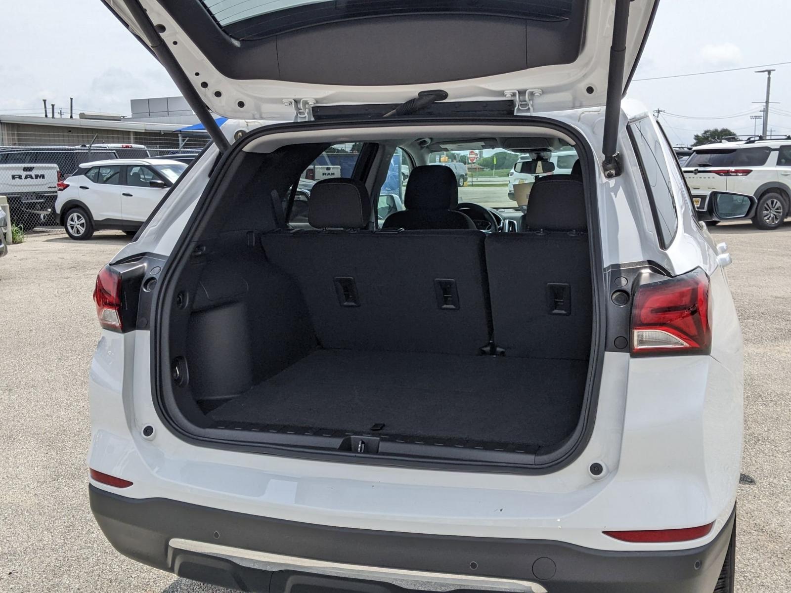 2024 Chevrolet Equinox Vehicle Photo in Seguin, TX 78155