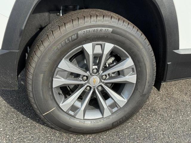 2026 Chevrolet Equinox Vehicle Photo in COLUMBIA, MO 65203-3903
