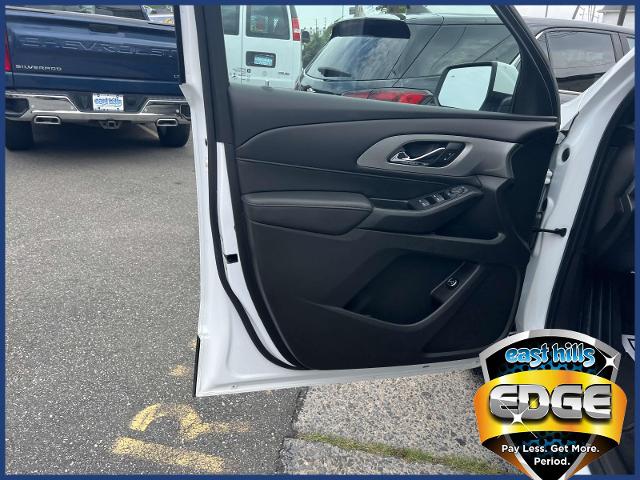 2022 Chevrolet Traverse Vehicle Photo in Roslyn, NY 11576