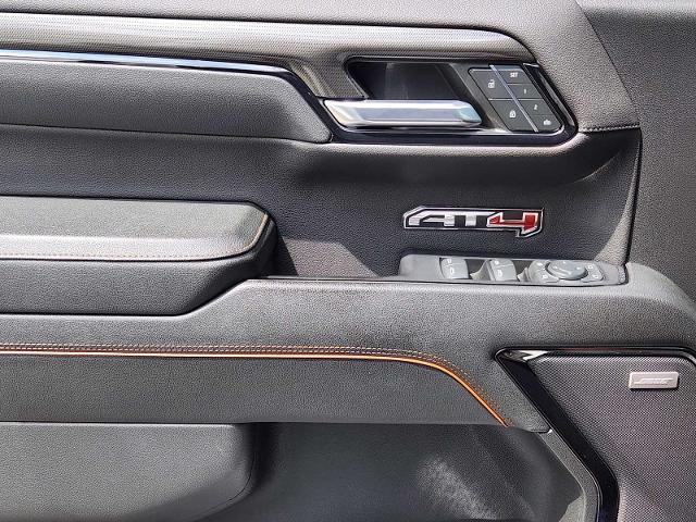 2023 GMC Sierra 1500 Vehicle Photo in DENTON, TX 76210-9321