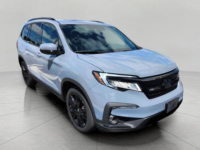2022 Honda Pilot Vehicle Photo in Appleton, WI 54913