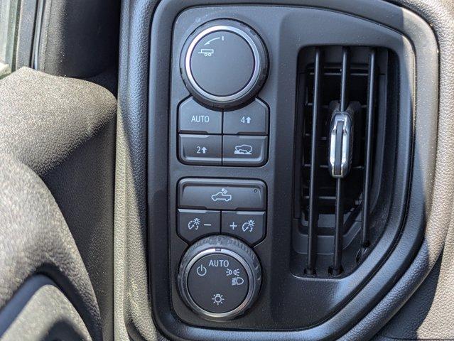 2020 Chevrolet Silverado 1500 Vehicle Photo in BRUNSWICK, GA 31525-1881