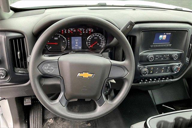 2024 Chevrolet Silverado Chassis Cab Vehicle Photo in INDEPENDENCE, MO 64055-1314