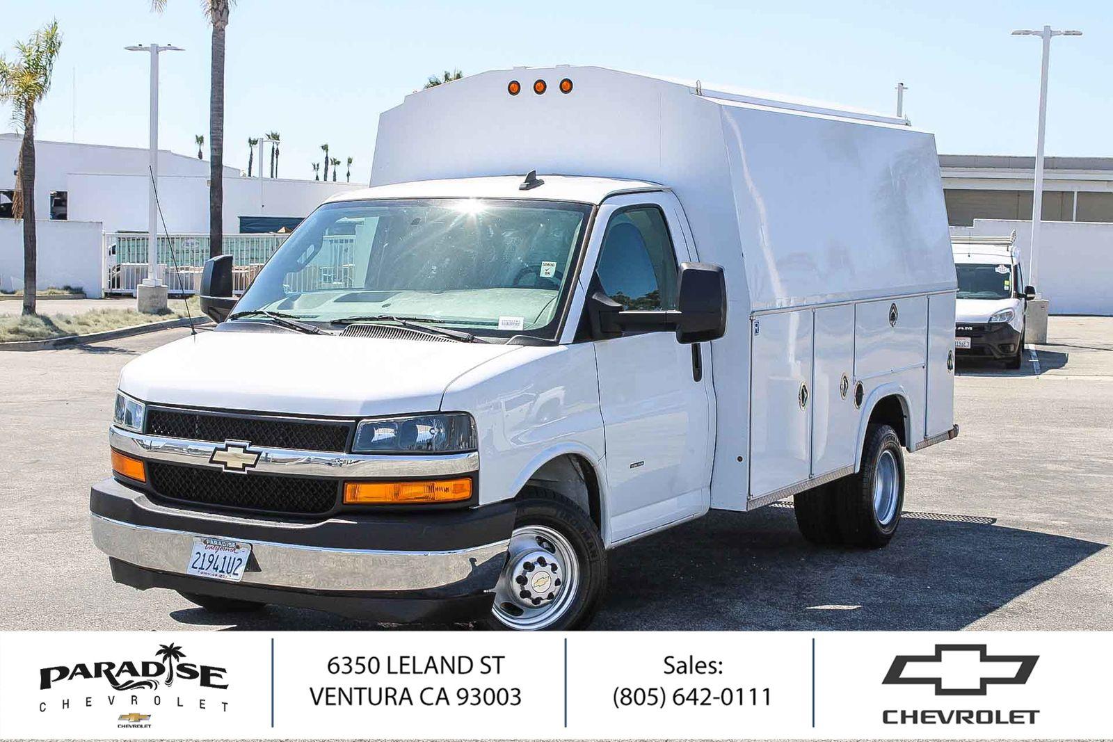 Summit White 2018 Chevrolet Express Chassis 3500 139 Cutaway RWD Van Rear-Wheel Drive Automatic