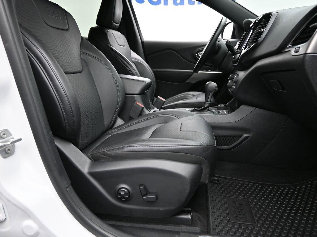 2020 Jeep Cherokee Vehicle Photo in Marion, IA 52302
