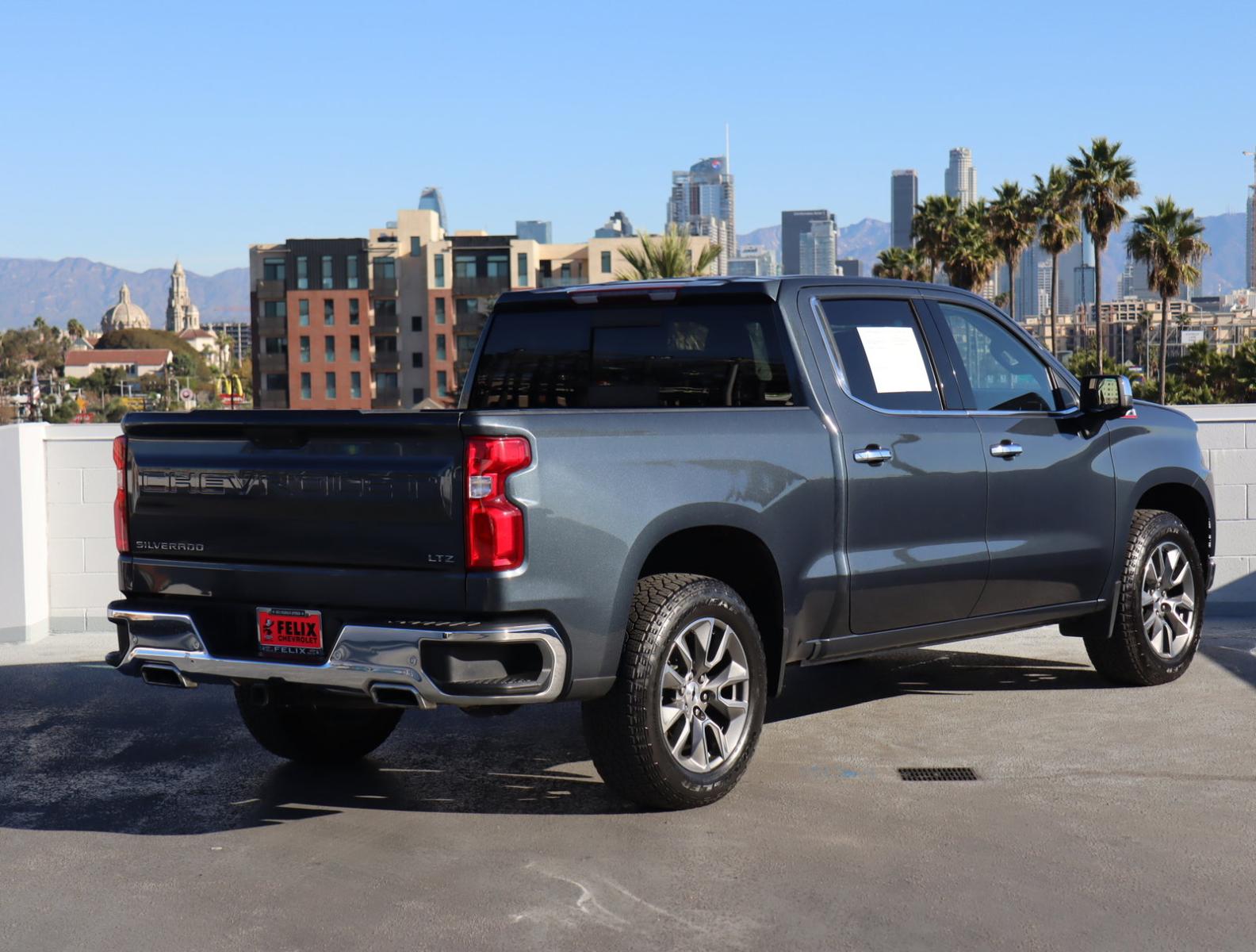 2021 Chevrolet Silverado 1500 Vehicle Photo in LOS ANGELES, CA 90007-3794