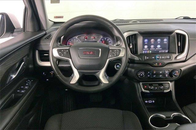 2024 GMC Terrain Vehicle Photo in KANSAS CITY, MO 64114-4502