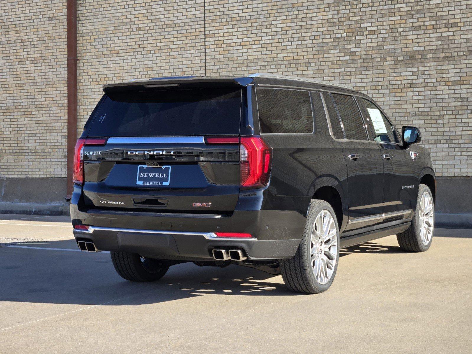 2025 GMC Yukon XL Vehicle Photo in DALLAS, TX 75209-3016