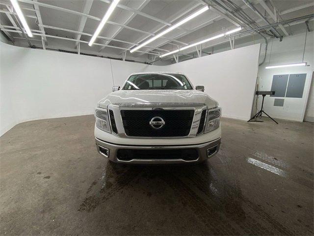 2017 Nissan Titan Vehicle Photo in PORTLAND, OR 97225-3518