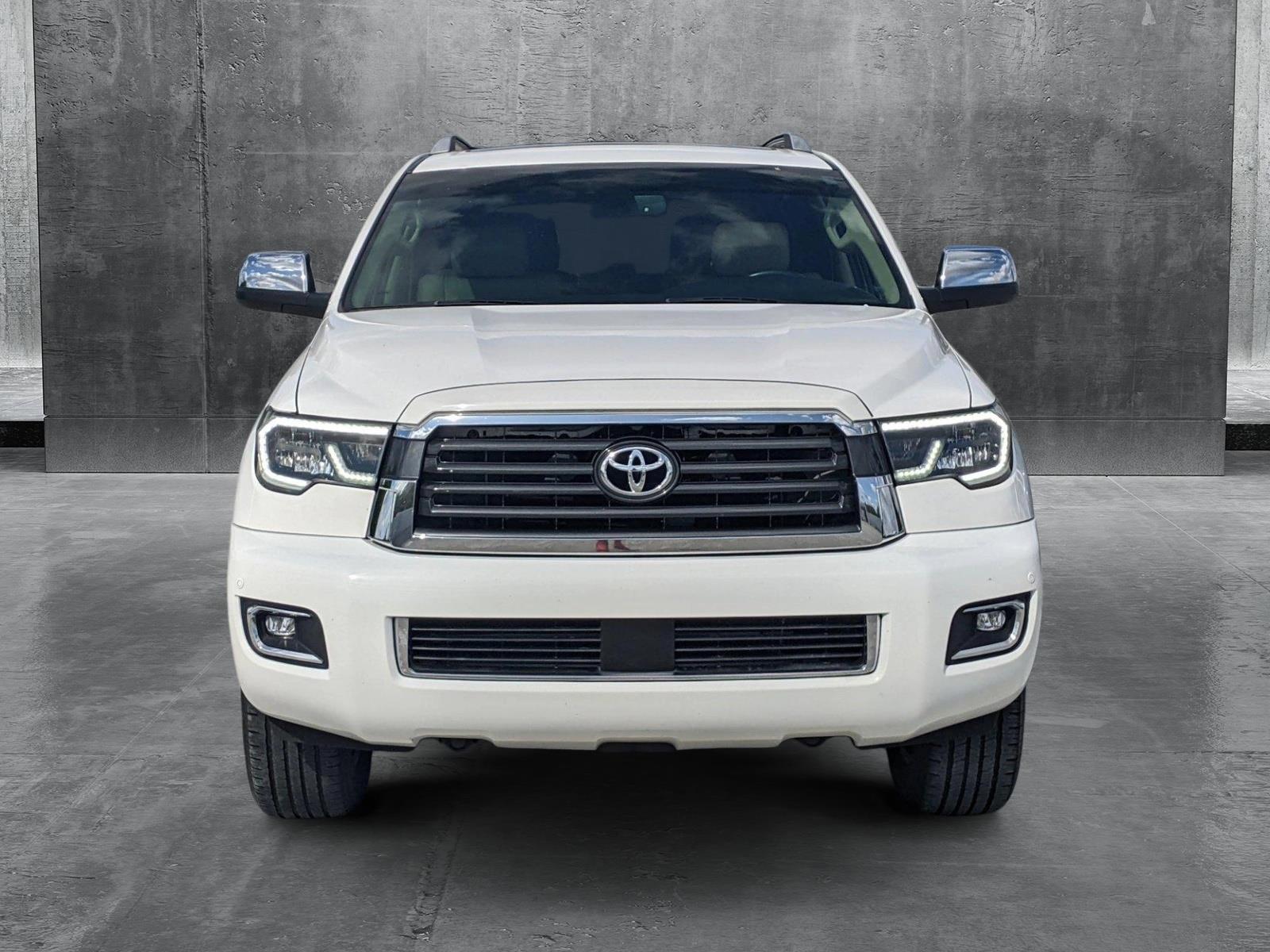 2018 Toyota Sequoia Vehicle Photo in Pembroke Pines , FL 33084