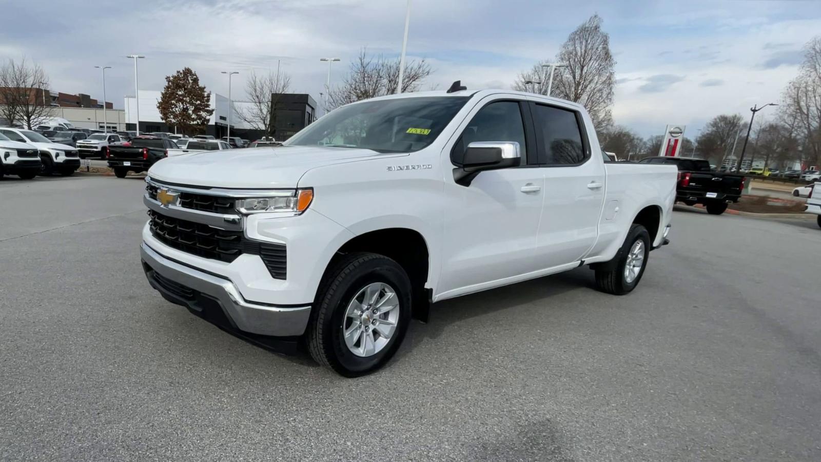 2025 Chevrolet Silverado 1500 Vehicle Photo in BENTONVILLE, AR 72712-4322