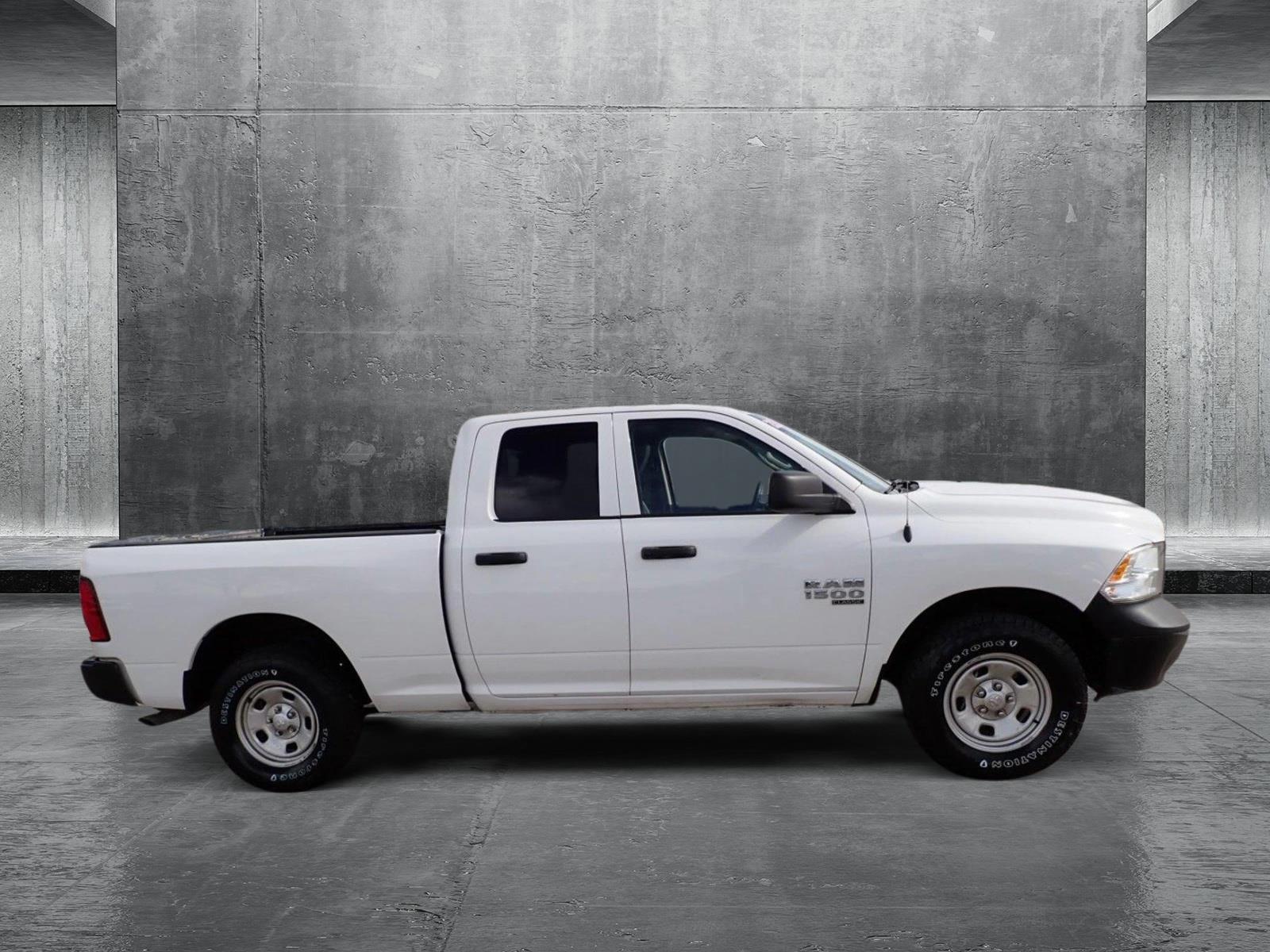 2022 Ram 1500 Classic Vehicle Photo in DENVER, CO 80221-3610