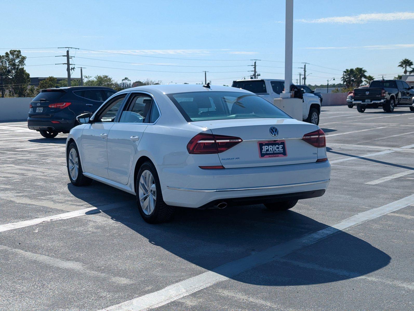 2018 Volkswagen Passat Vehicle Photo in Ft. Myers, FL 33907