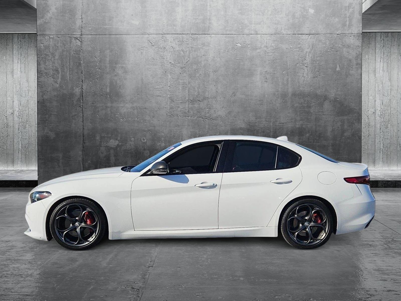 2019 Alfa Romeo Giulia Vehicle Photo in MESA, AZ 85206-4395