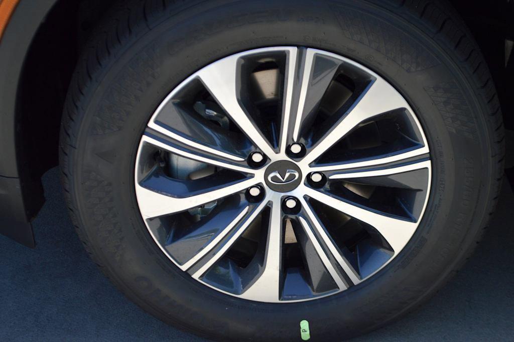 2025 INFINITI QX60 Vehicle Photo in Houston, TX 77090
