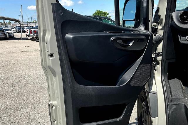 2024 Mercedes-Benz Sprinter Cargo Van Vehicle Photo in Tulsa, OK 74145