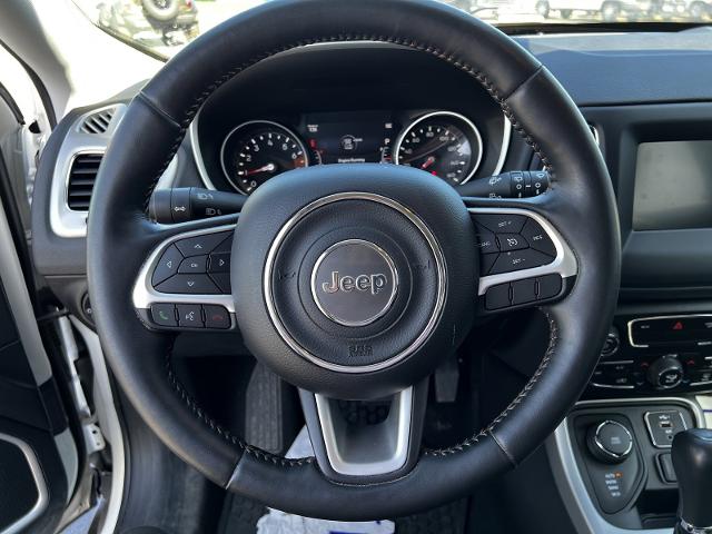 2021 Jeep Compass Vehicle Photo in MASSENA, NY 13662-2255