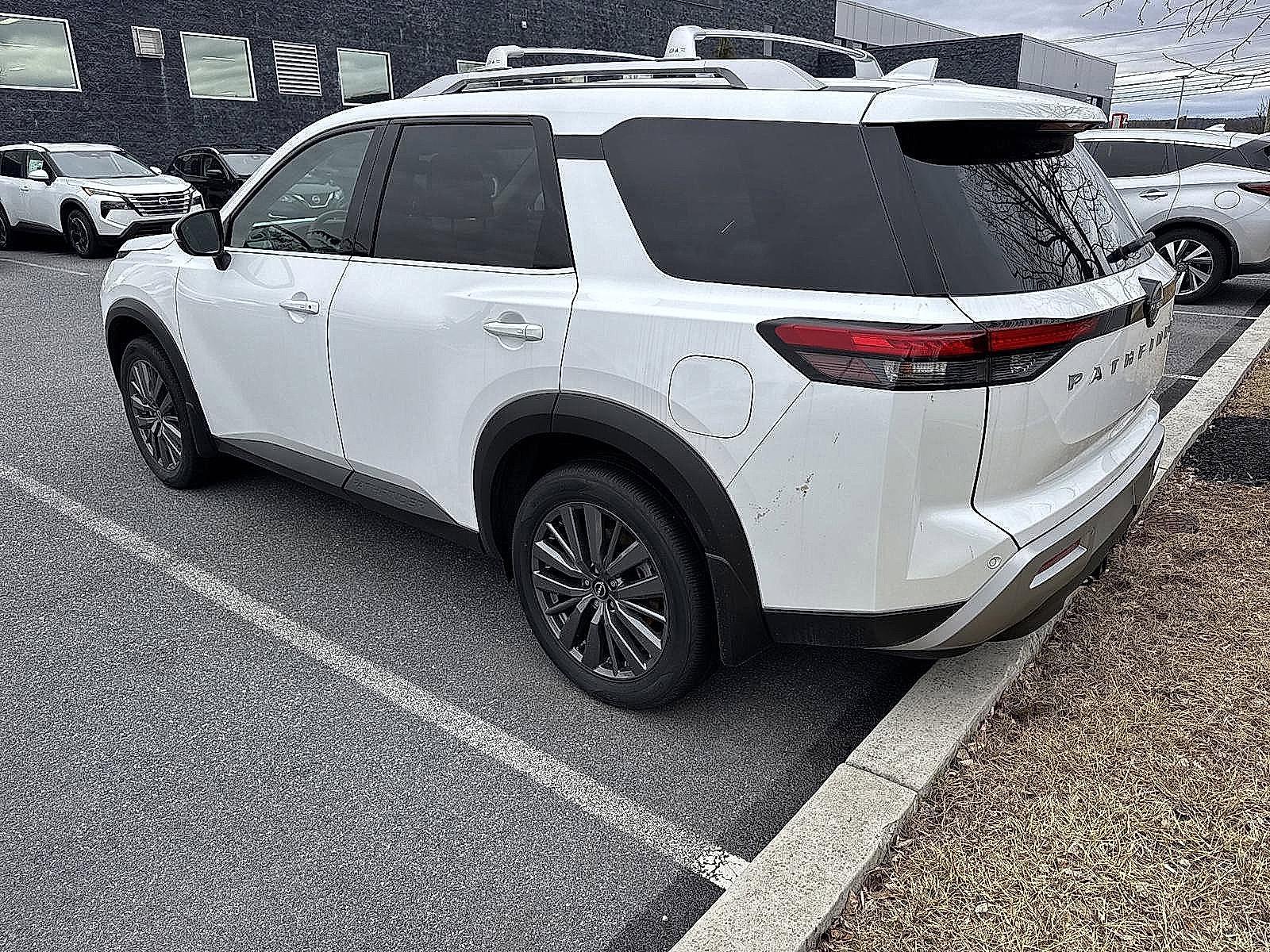 2025 Nissan Pathfinder Vehicle Photo in Mechanicsburg, PA 17050-2306