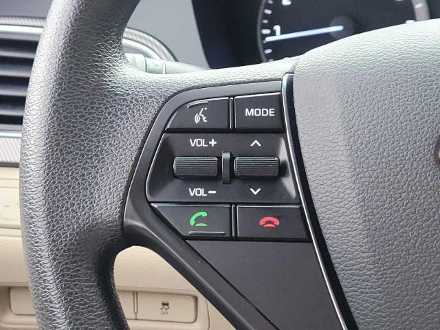 2016 Hyundai SONATA Vehicle Photo in MCKINNEY, TX 75070