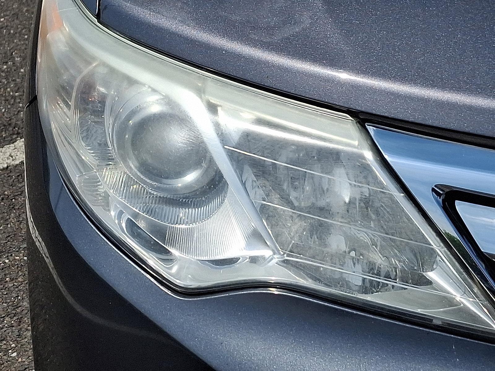 2013 Toyota Camry Hybrid Vehicle Photo in Trevose, PA 19053