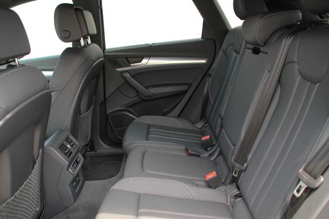 2024 Audi Q5 Vehicle Photo in SUGAR LAND, TX 77478