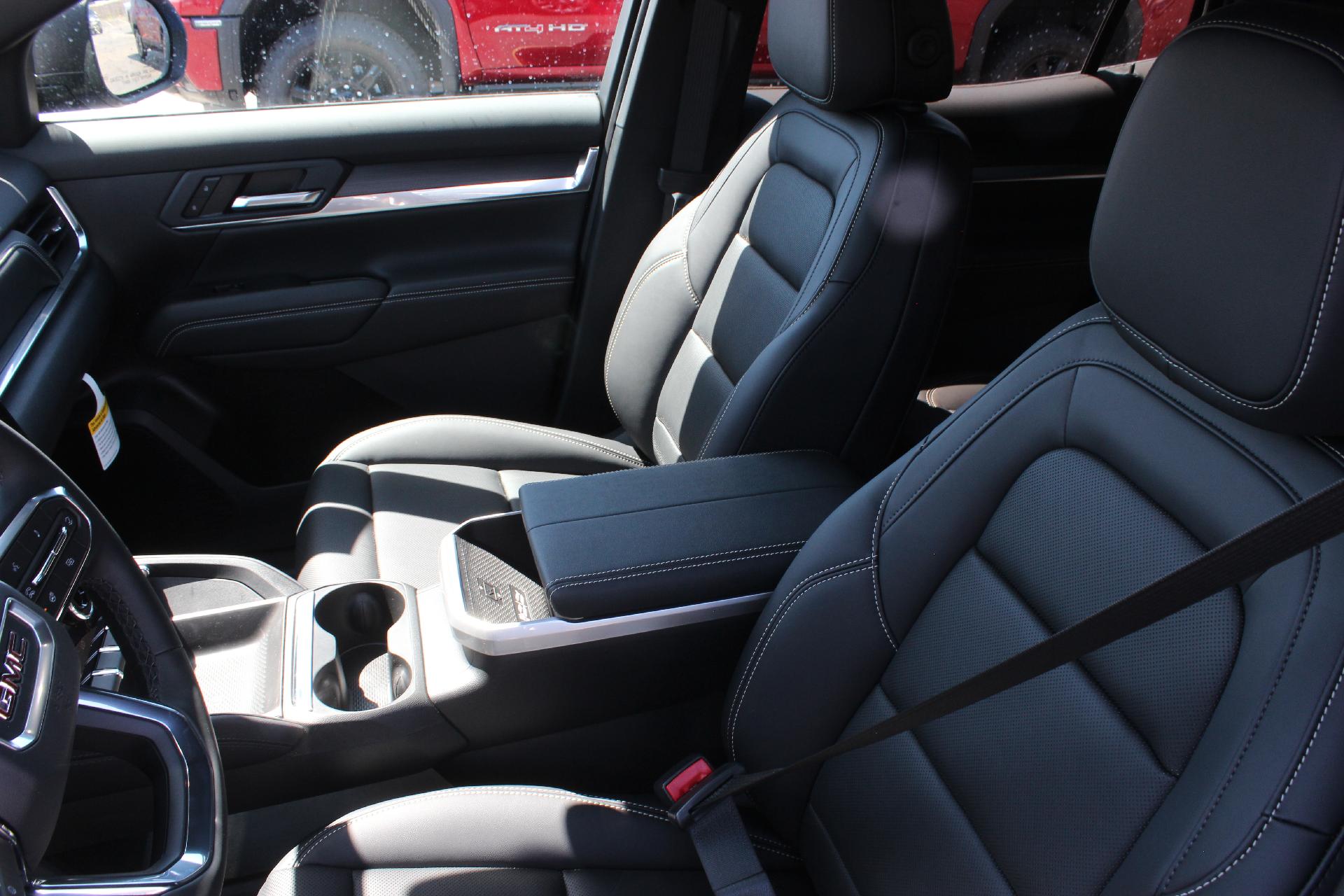 2026 GMC Terrain Vehicle Photo in AURORA, CO 80012-4011
